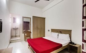 Spot On 44406 Royal Residency Spot Hotel Kumbakonam India