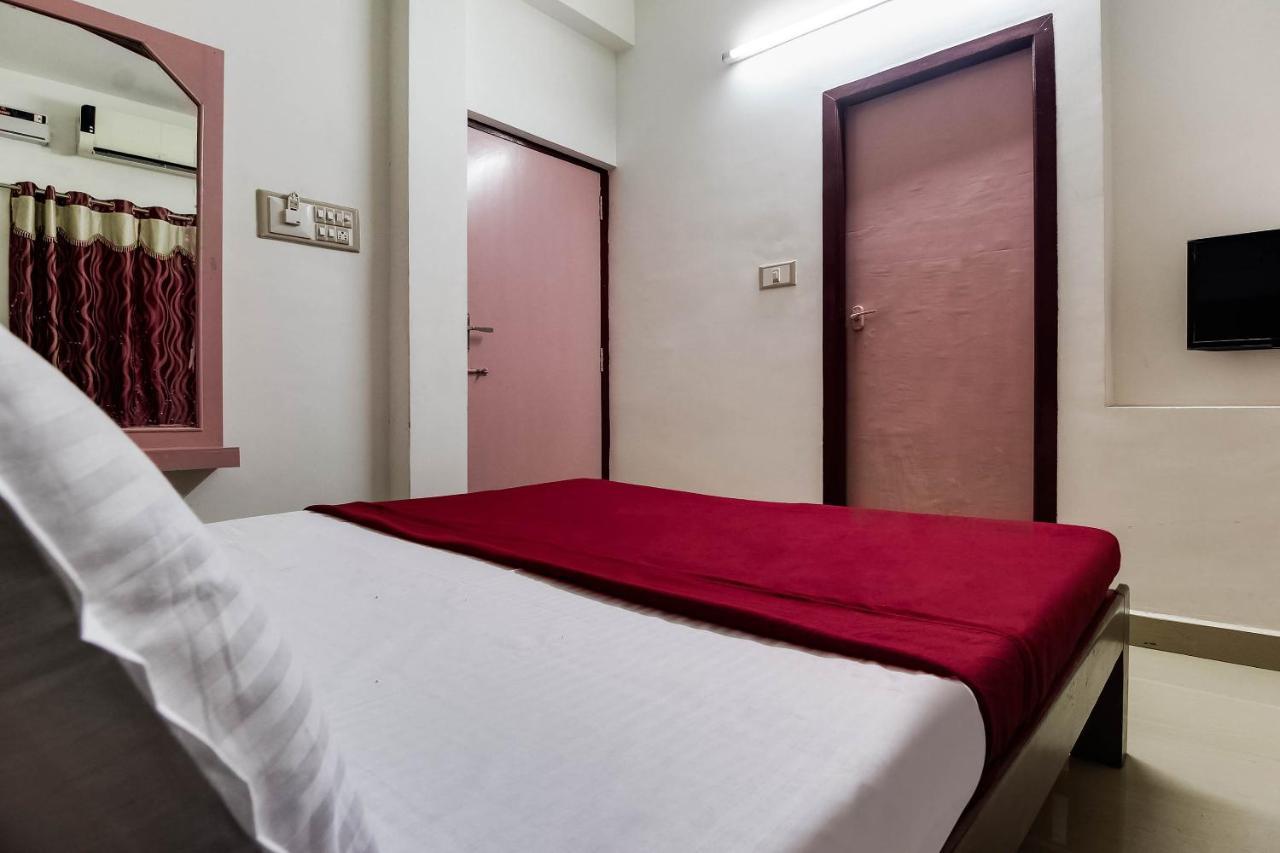Spot On 44406 Royal Residency Spot Hotel Kumbakonam Exterior photo